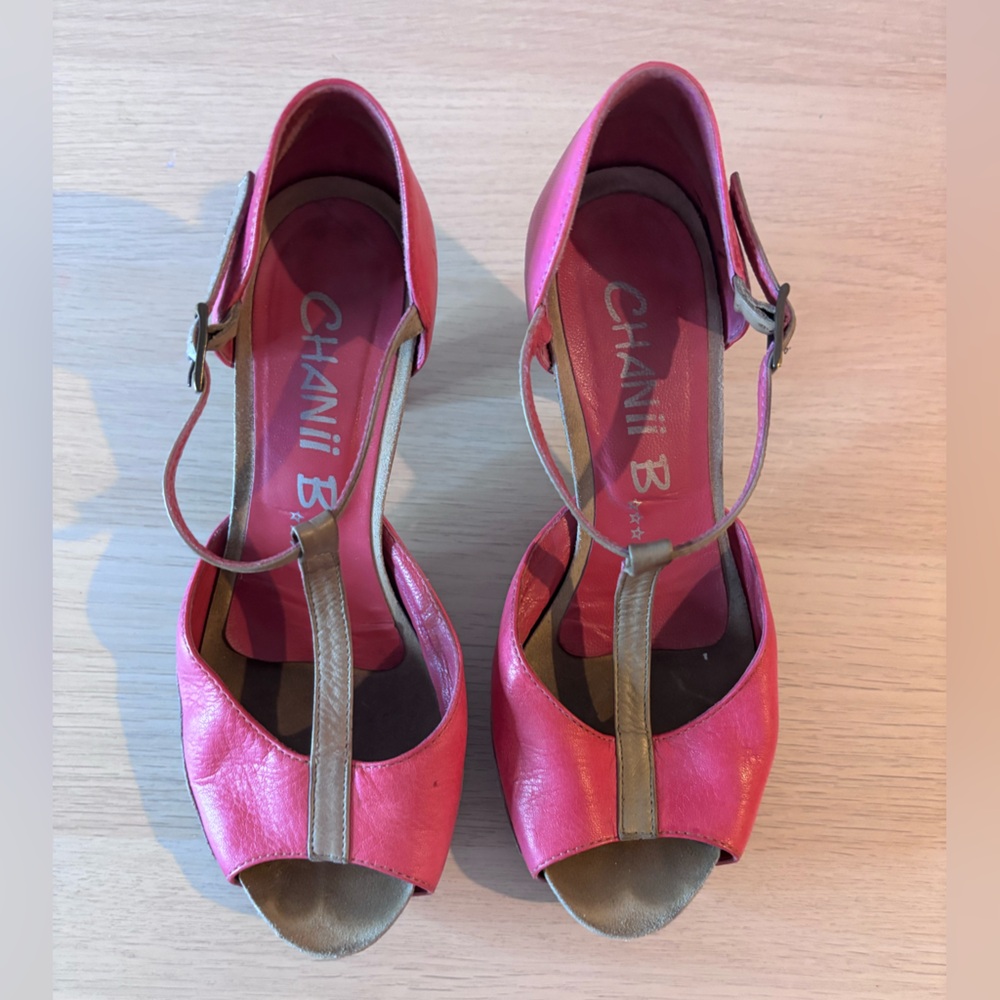Chanii B Pink and Tan Heels